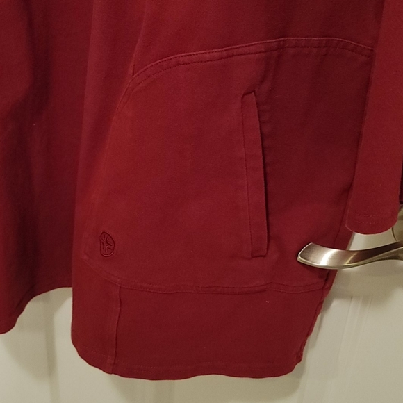 Cute brick red long sleeve top - Picture 2 of 4